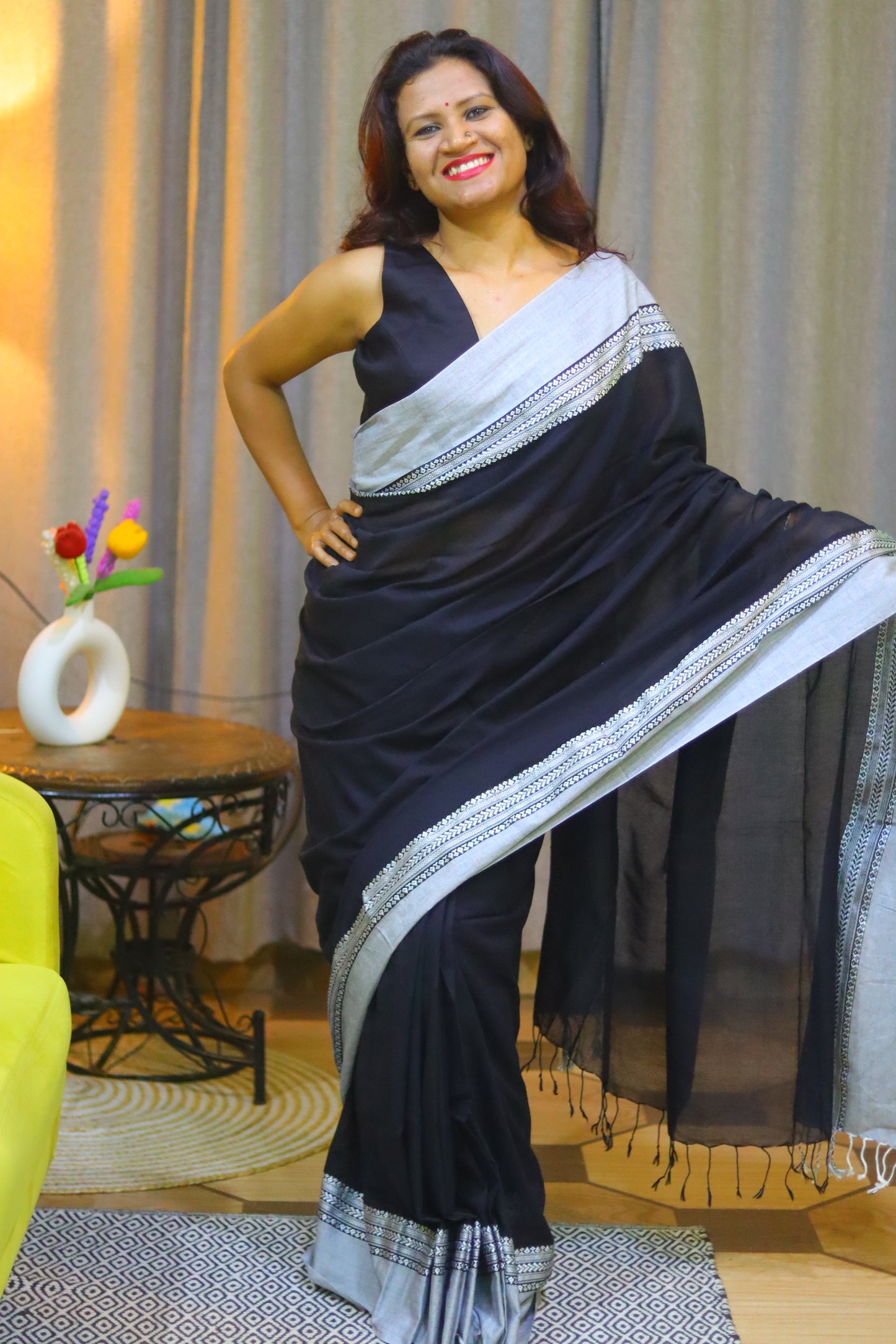 Haseen raat saree