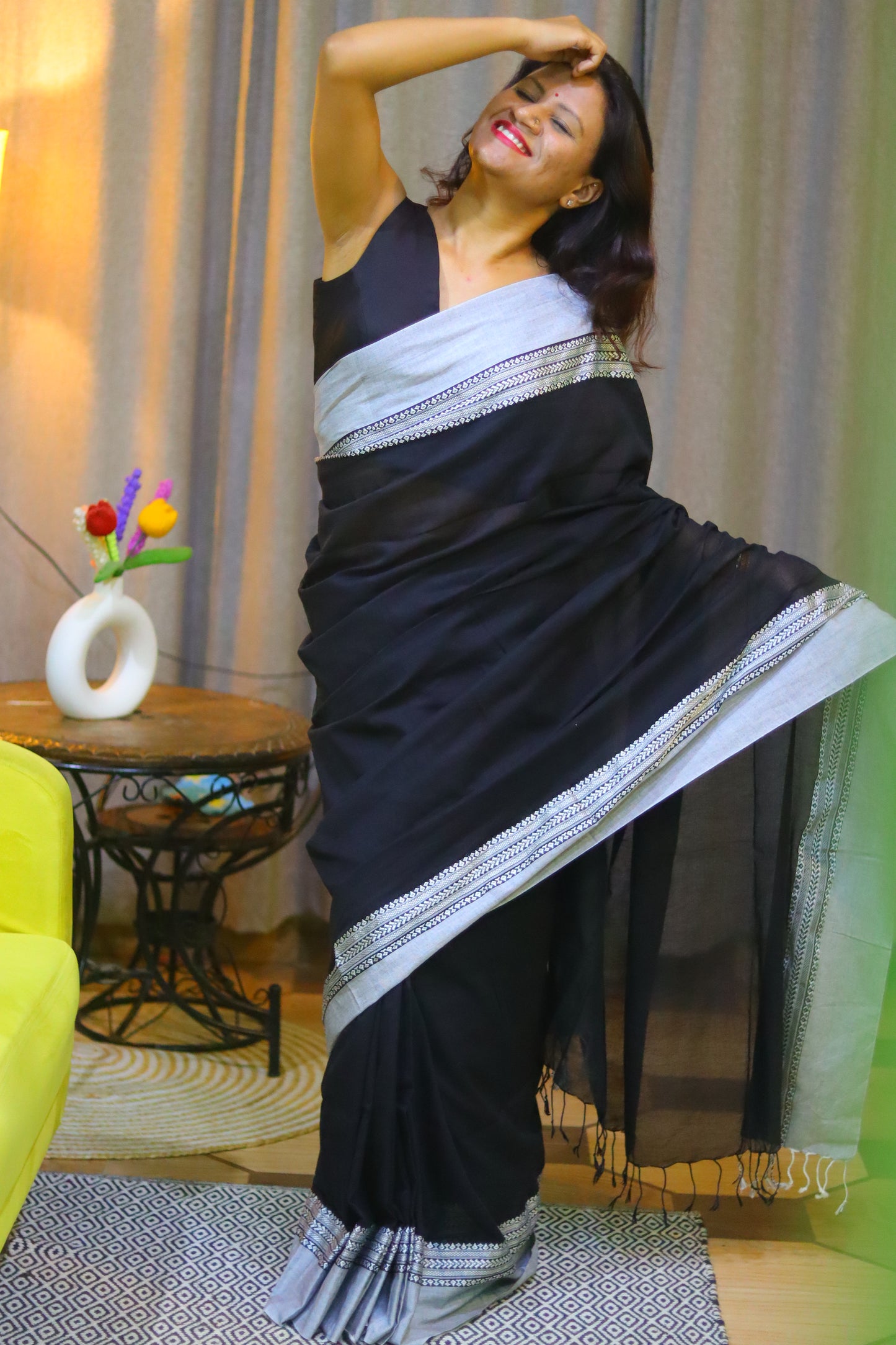 Haseen raat saree