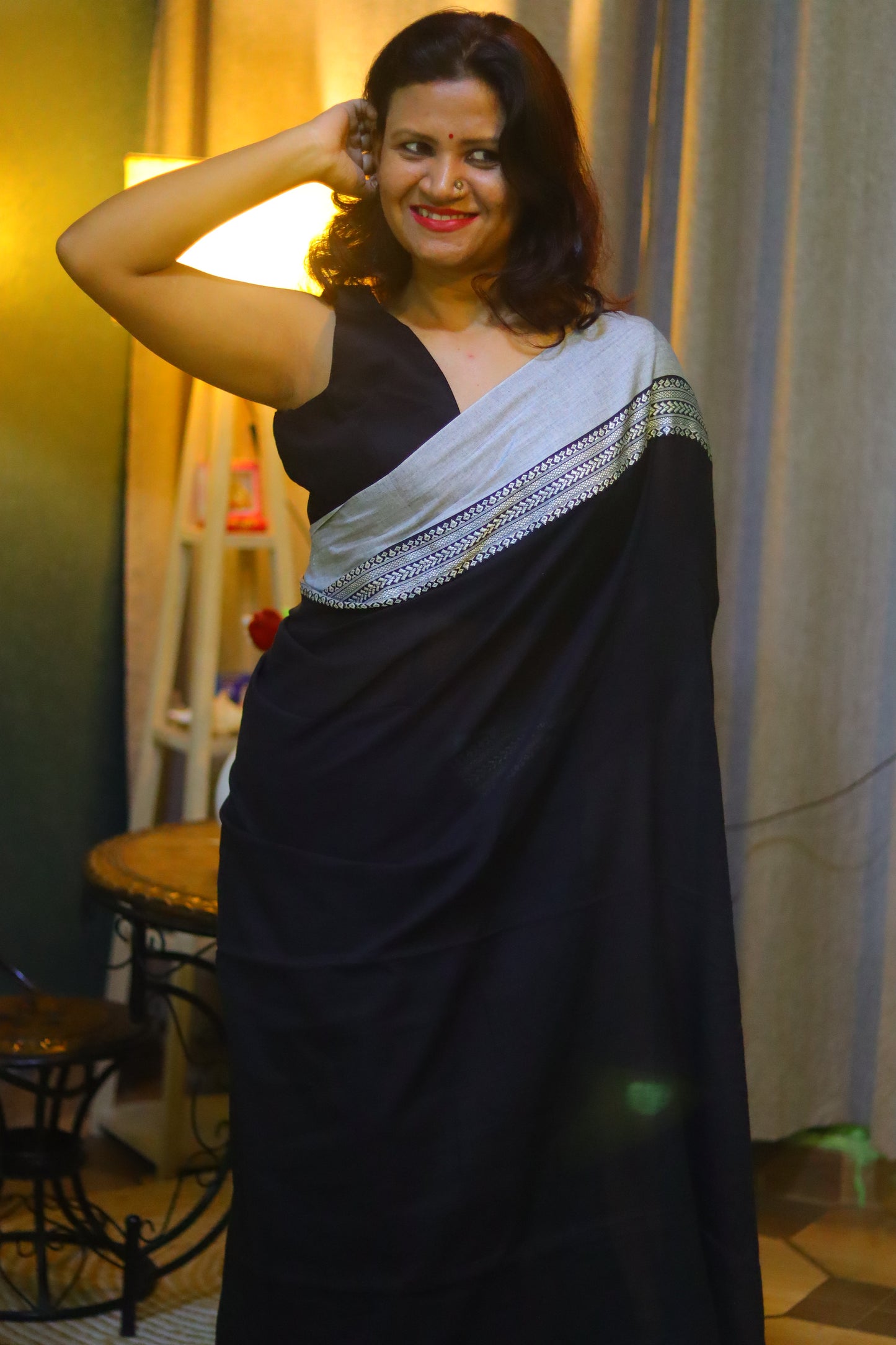 Haseen raat saree