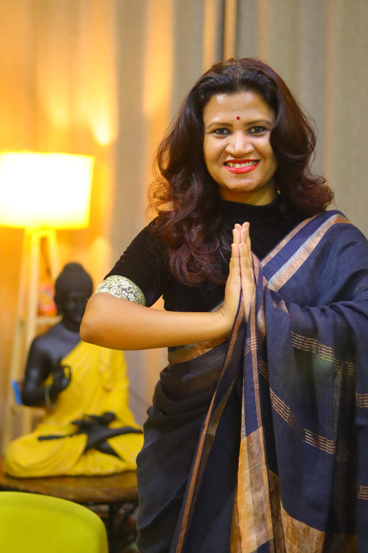 Tamra kanya- Black linen saree