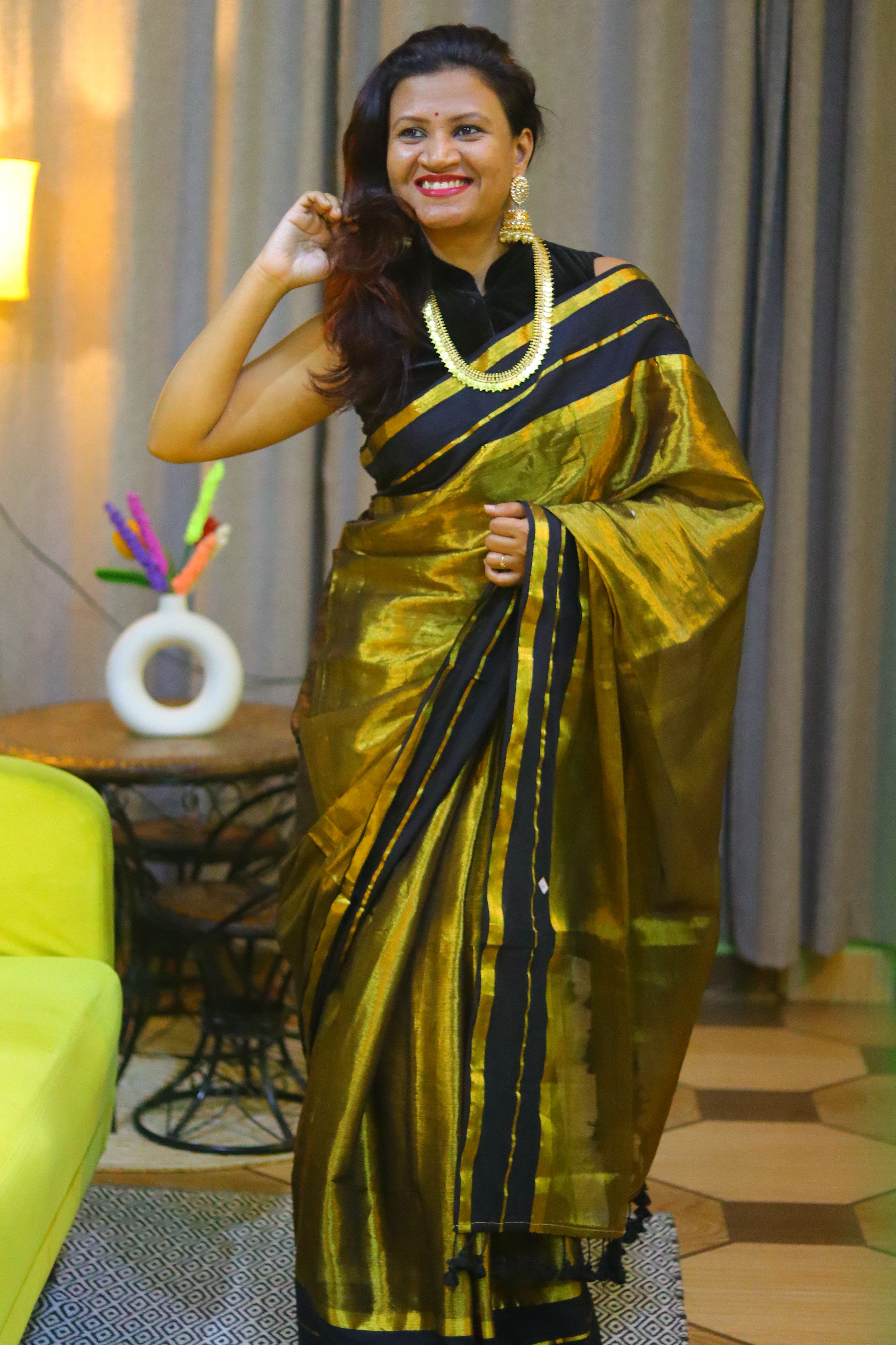 Sunehri raat β Officer's Collection Sarees